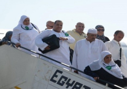 مصر للطيران تسير 15 رحلة جوية لنقل 3 الاف و990 حاجا