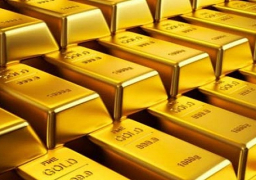 الذهب يهبط لادنى مستوياته في أكثر من 15 شهراً