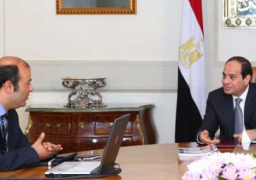 السيسي يجتمع بوزيري التموين والتخطيط لبدء إنشاء مركز عالمي لتخزين وتداول وتجارة الحبوب والغلال في ميناء دمياط