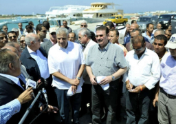 محلب خلال زيارته المنطقة الصناعية ببورسعيد: سأظل حريصًا على تفقد المشروعات المختلفة في المحافظات