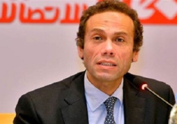 النواوي: رئيس مجلس الوزراء وعد المصرية للاتصلات برخصة المحمول قريبا