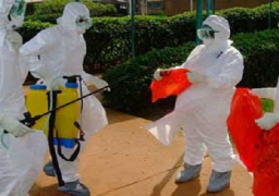 باريس تعزز اجراءاتها للوقاية من ايبولا وتعد بمساعدة الدول الإفريقية