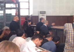 بدء جلسة أحداث مجلس الوزراء المتهم فيها دومة و268 آخرين