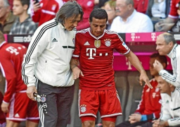 تياجو نجم بايرن ميونيخ يجري جراحة ناجحة بالركبة