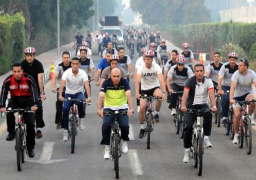 بالصور.. “صبحي” و”الشهري” يشاركان طلبة الكلية الحربية ماراثون لركوب الدراجات