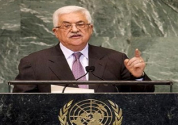 عباس يطالب بمنع المستوطنين من دخول حرم الأقصى “بأي طريقة كانت”