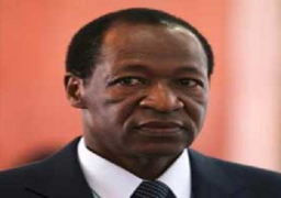 قائد جيش بوركينا يعلن توليه مهام رئيس الدولة