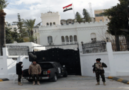 مصدر أمني ليبي ينفي اقتحام السفارة المصرية بطرابلس