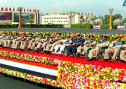 للمرة الأولى في إحتفالات أكتوبر.. ناقلة مزينة تحمل مصابي الحرب