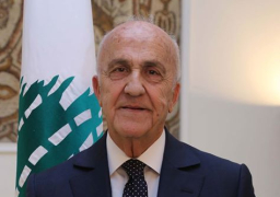 وزير دفاع لبنان يدعو لتوسيع علاقات تعاون بلاده مع إيران