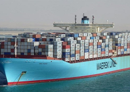 وفد من المستثمرين الاماراتيين يزور ميناء دمياط