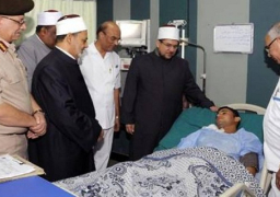 وفود من رجال الدين الإسلامي والمسيحي والرياضيين يقومون بزيارة مصابي القوات المسلحة