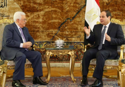 السيسي لأبومازن: حل القضية الفلسطينية يمثل ركيزة الأمن والاستقرار بالمنطقة