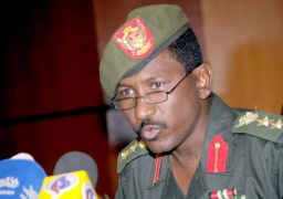 متحدث عسكري سوداني: مقتل حارسين ومختل عقليًا لدى محاولة الأخير اقتحام القصر الرئاسي