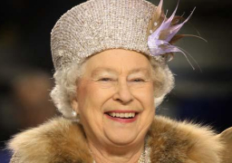 الشرطة البريطانية تحبط محاولة لاغتيال الملكة اليزابيث طعنًا بالسكاكين