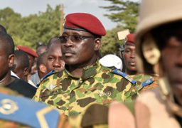 زعيم قبلى : قائد المرحلة الانتقالية في بوركينا فاسو “سيسلم السلطة الى المدنيين”