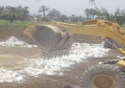 تحرير 125 مخالفة إشغالات وتنفيذ 81 قرار إزالة تعديات بمركز الغنايم خلال 15 يوما