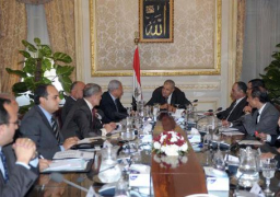 في اجتماع موسع برئاسة محلب..تحرك موسع ضد قرصنة الأعمال السينمائية والدرامية المصرية