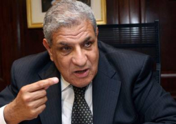 محلب يؤكد حرص حكومته على تذليل العقبات التى تواجه المستثمرين