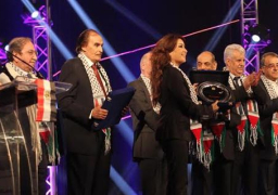 على هامش مونديال القاهرة للإعلام “ليلة فلسطينية” وتكريم العلايلي ودريد ولطيفة