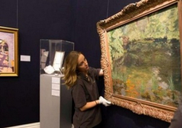 2ر2 مليون يورو ثمن بيع “حوض الأسماك الحمراء” لتشرشل