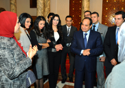 السيسي يُعد قرارا جمهورياً لتجريم الإساءة لـ «25 يناير و30 يونيو»