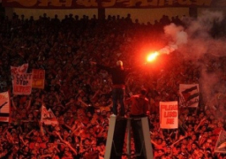 ألتراس “أهلاوي” يعود لاستاد القاهرة بعد التفتيش الذاتي