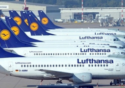 إضراب طياري لوفتهانزا يدخل يومه الثاني ويمتد للرحلات الطويلة والشحن