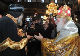 بالصور.. البابا تواضروس يهنئ بطريرك الروم الأرثوذكس بعيد الميلاد