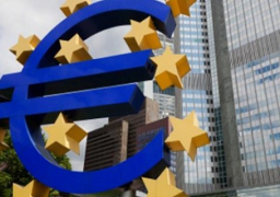 البنك المركزى الأوروبى يبقى أسعار الفائدة دون تغيير