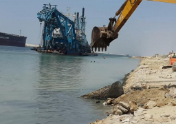 الوزير: توازي اعمال الحفر والتكريك لسرعة انجاز حفر قناة السويس الجديدة