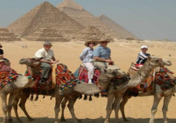 إذاعة فرنسا: تحسن السياحة في مصر خلال الربع الثالث من 2014