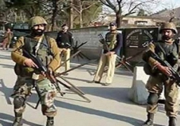 الناخبون يتجاهلون العنف في كشمير الهندية ويشاركون في الانتخابات