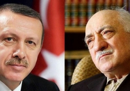 تركيا تصدر أمرا باعتقال رجل الدين فتح الله كولن المقيم بأمريكا