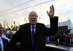 تواصل الفرز بتونس واحتجاجات على استباق النتائج