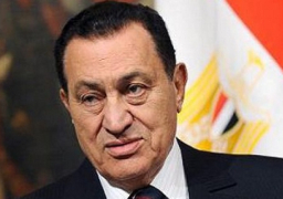 محكمة النقض تلغي أحكام السجن المشدد بحق مبارك ونجليه بقضية “القصور الرئاسية”