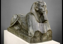 سنوسرت الثالث” في قصر الفنون القديمة في مدينة ليل الفرنسية