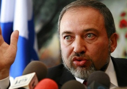 ليبرمان يحذر من تدهور العلاقات بين إسرائيل والاتحاد الاوروبي