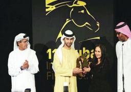 مخرجة يمنية تحصد جائزة «المهر الطويل» في مهرجان دبي السينمائي