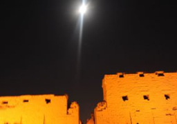 فى ظاهرة فلكية نادرة.. الشمس تشرق غدا على المحور الرئيسى لمعابد الكرنك