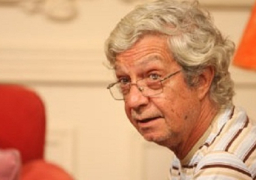 نجوم الفن لـ الراحل نادر جلال: “وداعا المخرج الكبير.. سلام يا صاحبى”