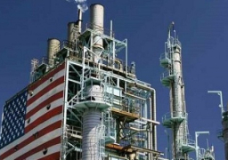 هبوط سعر النفط الأمريكي عن 60 دولارا للبرميل