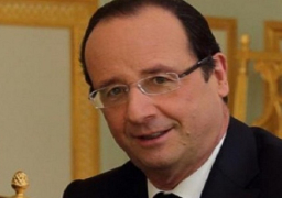 أولاند يدعو لرفع العقوبات عن روسيا