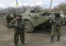 الجيش الأوكراني يعلن مقتل ستة من جنوده والقتال يندلع في مطار دونيتسك