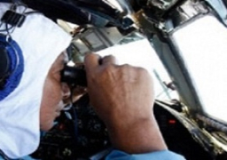 الجيش الإندونيسي يوقف جهود البحث عن طائرة إير آسيا المتحطمة