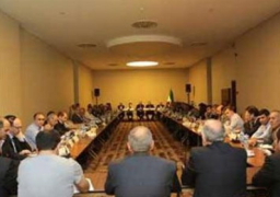 بدء محادثات بين معارضين وموفدين من الرئيس السوري في موسكو