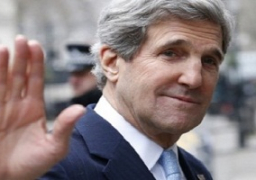جون كيري يتعرض لحادث مروري أثناء زيارته للهند