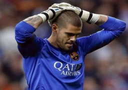 رسميا.. مانشستر يونايتد يضم حارس مرمى برشلونة