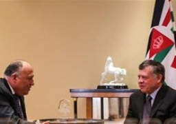عاهل الأردن يؤكد لـ ”شكري”دعم بلاده الكامل لمصر