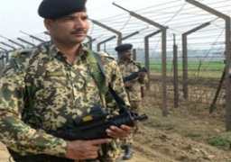 فرار الآلاف مع تصاعد الاشتباكات بين الهند وباكستان